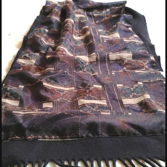 Vintage Italian Wool & Silk Winter Scarf - Picture 9 of 16